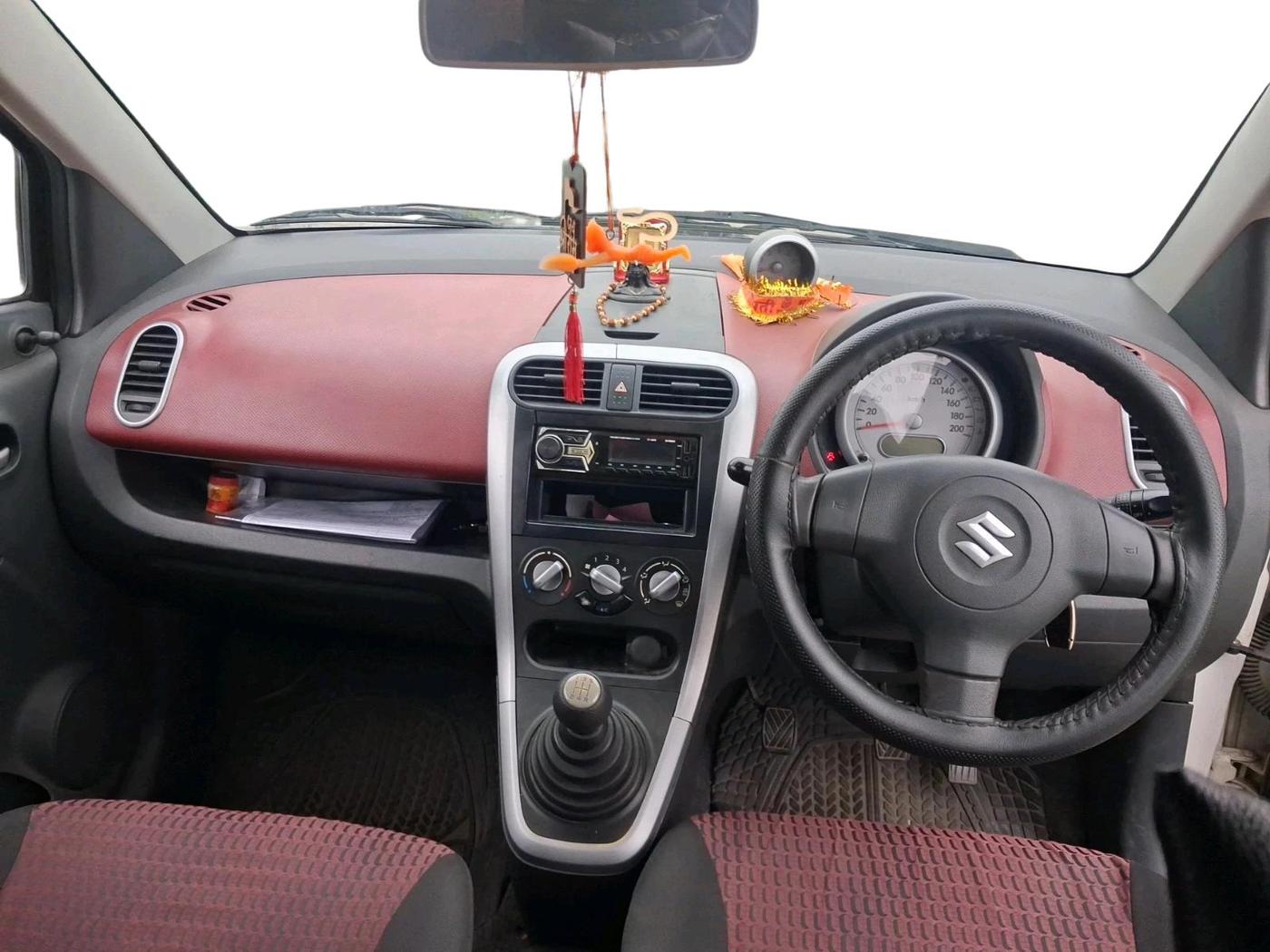 2013 Maruti Ritz VXI, Petrol, Manual, 42,366 km, interior