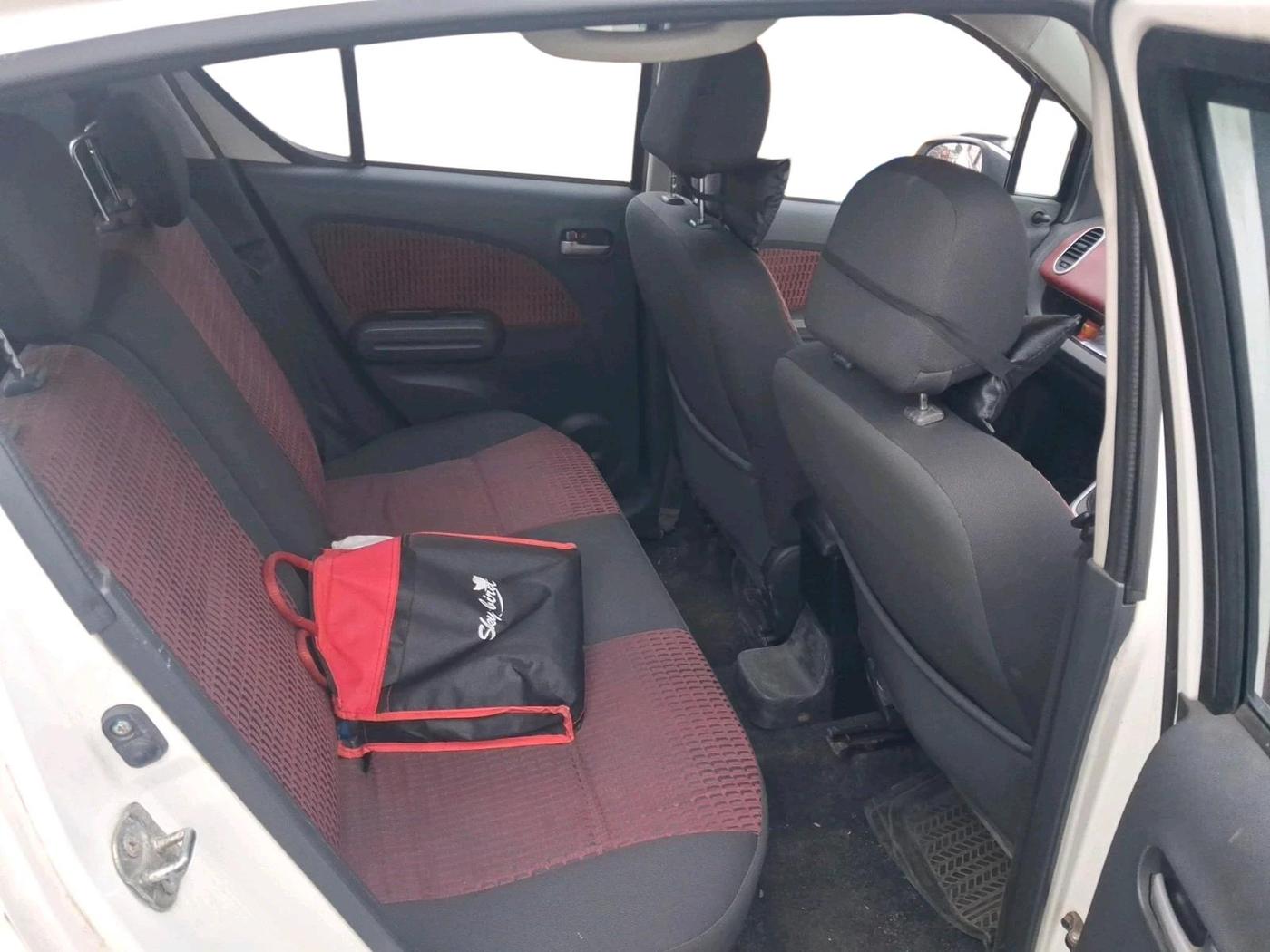 2013 Maruti Ritz VXI, Petrol, Manual, 42,366 km, interior