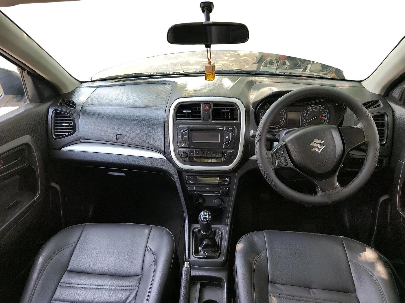 2021 Maruti Vitara Brezza VXI, Petrol, Manual, 74,345 km, interior