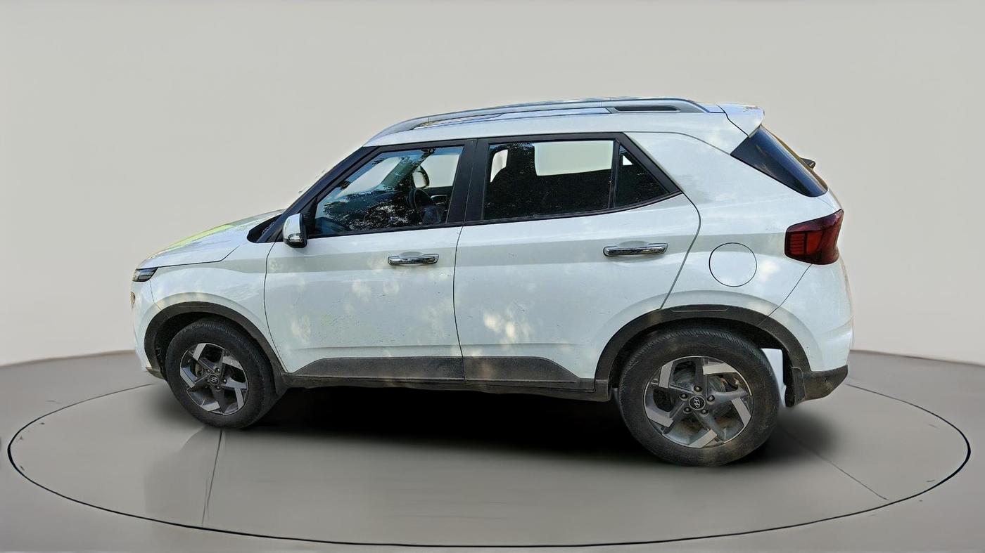 2022 Hyundai VENUE SX 1.5 (O) EXECUTIVE CRDI, Diesel, Manual, 1,14,510 km, exterior