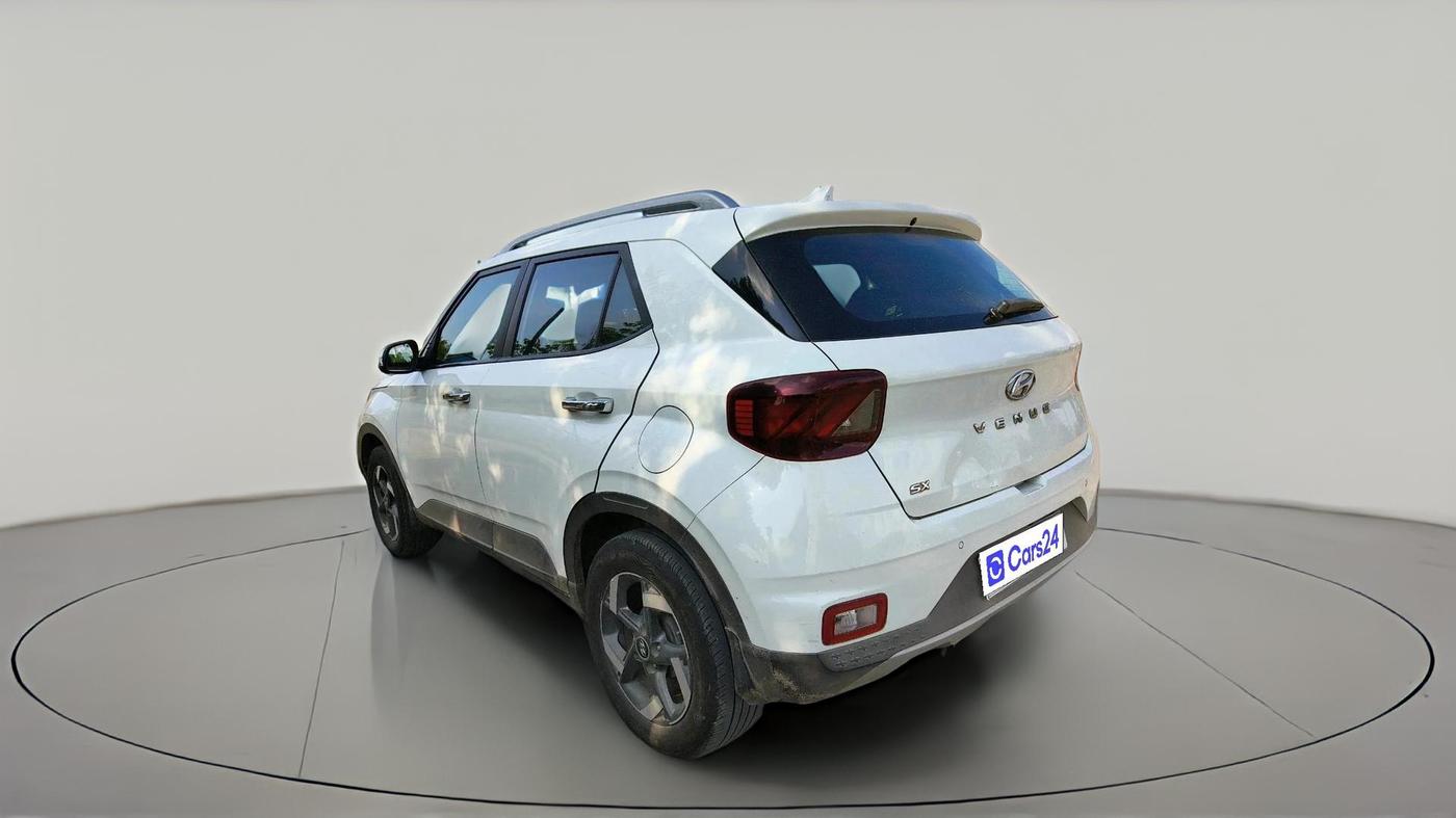 2022 Hyundai VENUE SX 1.5 (O) EXECUTIVE CRDI, Diesel, Manual, 1,14,510 km, exterior