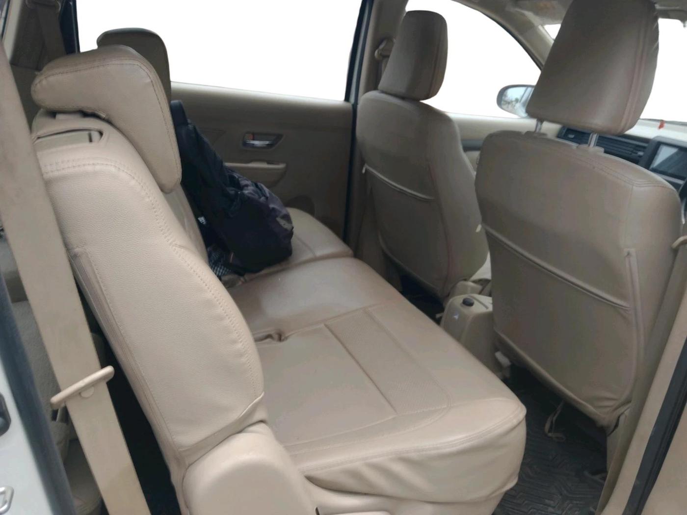 2023 Maruti Ertiga VXi (O), Petrol, Manual, 49,770 km, interior