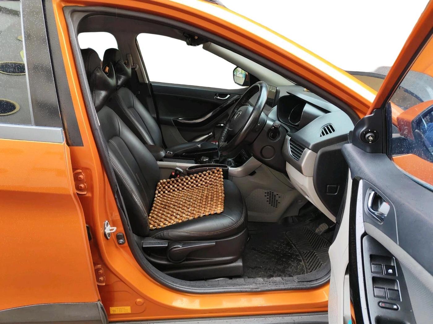2019 Tata NEXON XZ PLUS DIESEL, Diesel, Manual, 1,27,684 km, interior