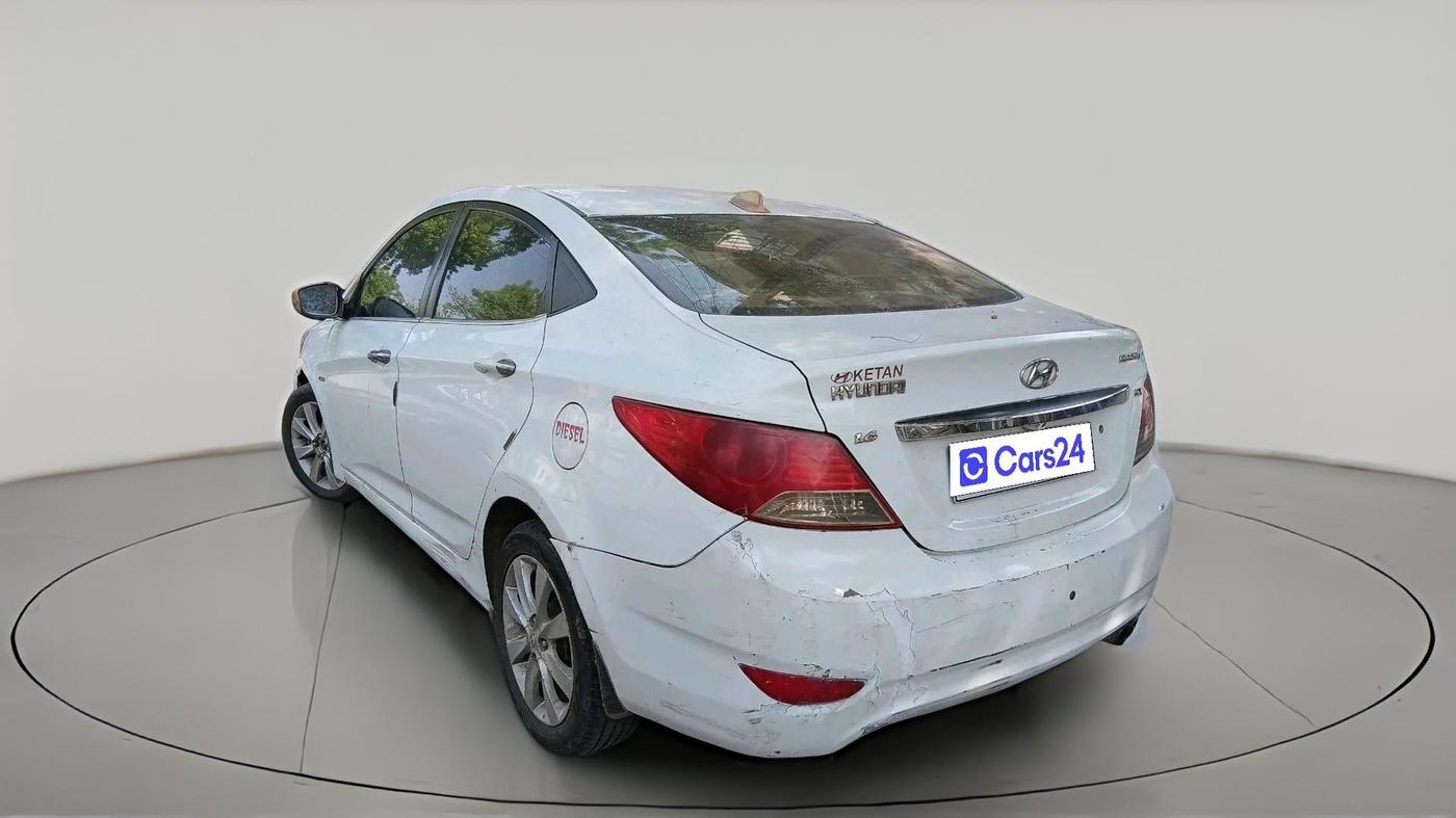 2012 Hyundai Verna FLUIDIC 1.6 CRDI SX, Diesel, Manual, 1,35,361 km, exterior