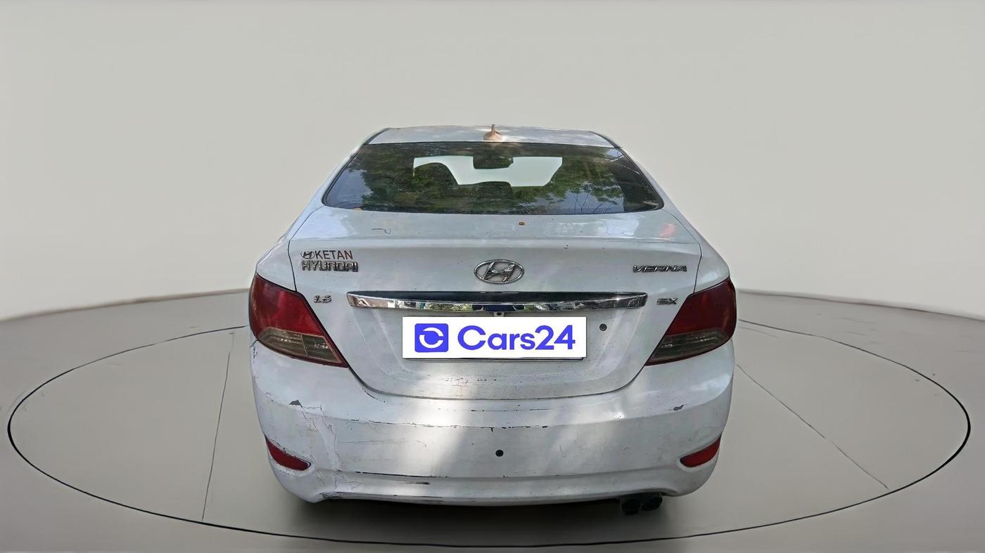 2012 Hyundai Verna FLUIDIC 1.6 CRDI SX, Diesel, Manual, 1,35,361 km, exterior