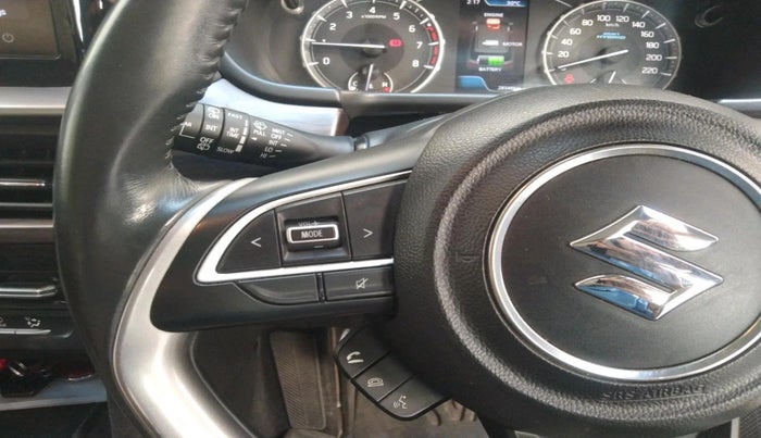 2022 Maruti BREZZA ZXI + SMART HYBRID, Petrol, Manual, 28,346 km, interior