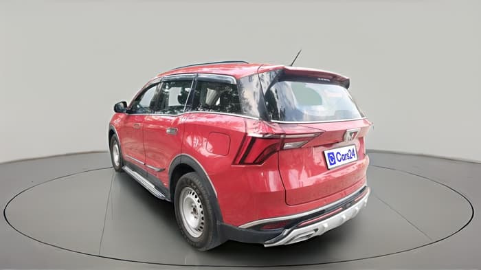 2022 Mahindra XUV700 MX D MT 5 STR, Diesel, Manual, 99,210 km, exterior