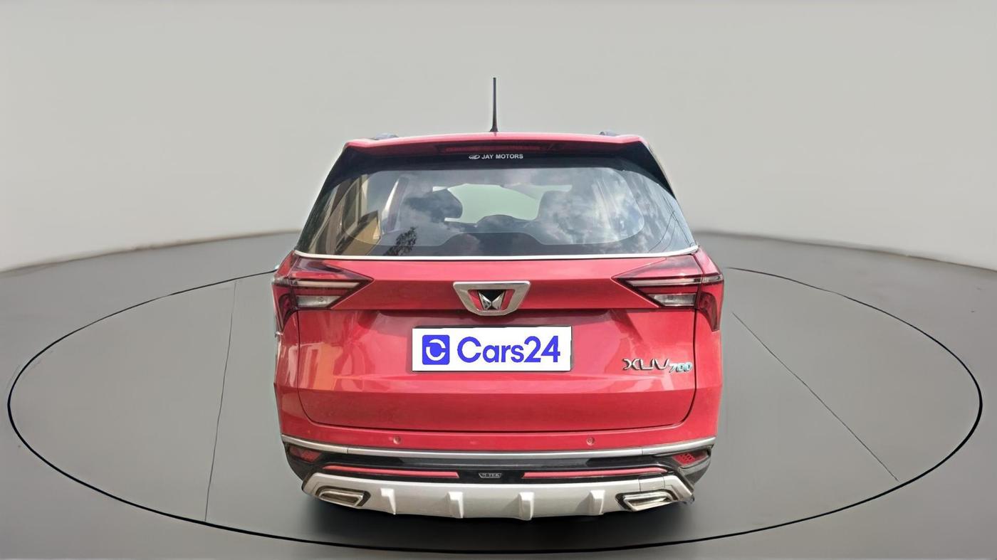 2022 Mahindra XUV700 MX D MT 5 STR, Diesel, Manual, 99,210 km, exterior