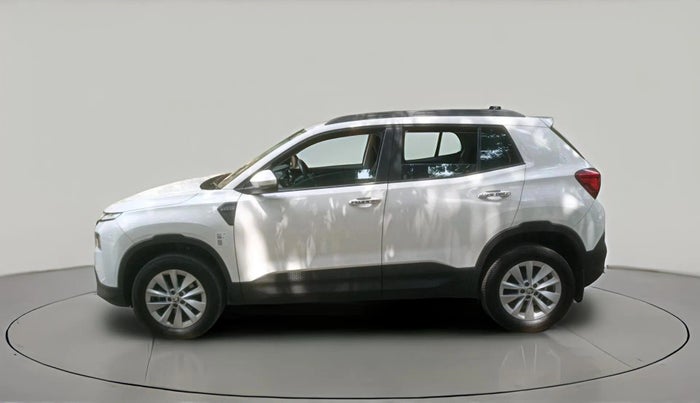 2025 Skoda Kylaq Signature Plus AT, Petrol, Automatic, 3,356 km, exterior