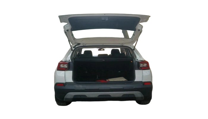 2025 Skoda Kylaq Signature Plus AT, Petrol, Automatic, 3,356 km, exterior