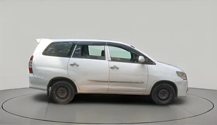 2011 Toyota Innova G1 2.5, Diesel, Manual, 1,78,703 km, exterior