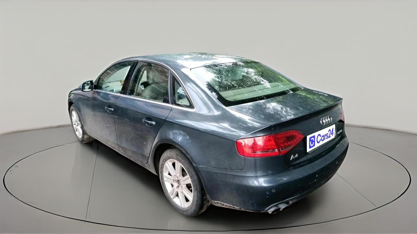 2010 Audi A4 2.0 TDI, Diesel, Automatic, 73,818 km, exterior