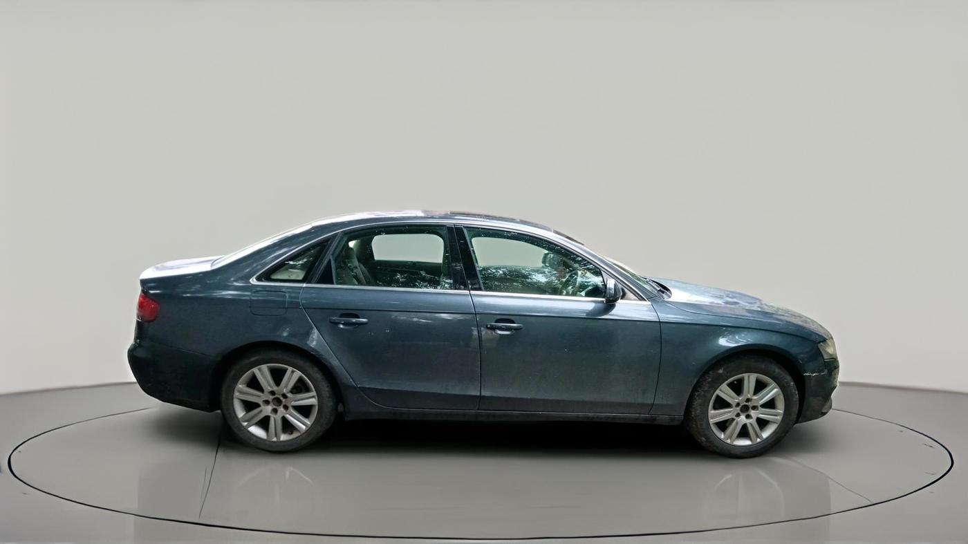 2010 Audi A4 2.0 TDI, Diesel, Automatic, 73,818 km, exterior