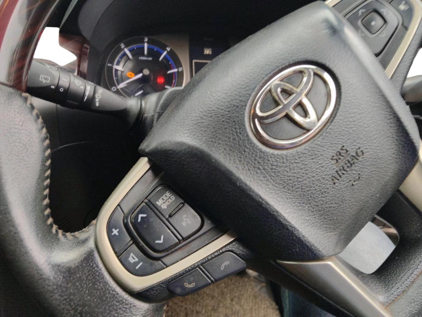2016 Toyota Innova Crysta 2.4 VX 7 STR, Diesel, Manual, 1,82,523 km, interior