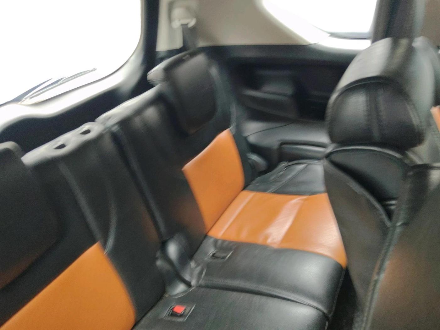 2016 Toyota Innova Crysta 2.4 VX 7 STR, Diesel, Manual, 1,82,523 km, interior
