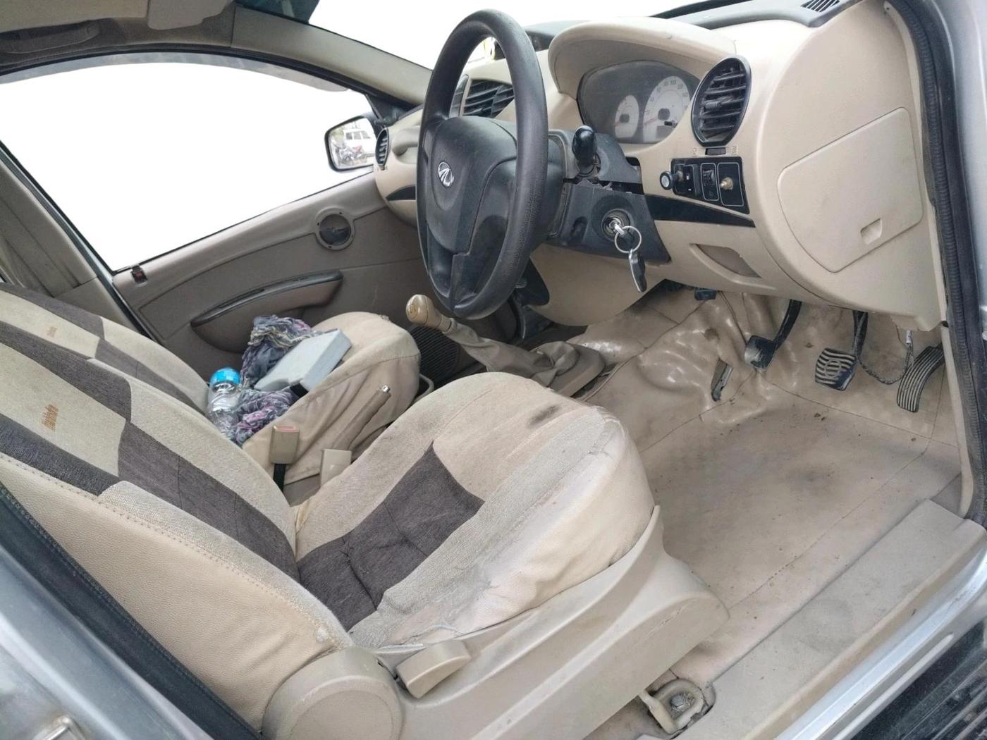 2016 Mahindra Xylo D4, Diesel, Manual, 1,94,878 km, interior
