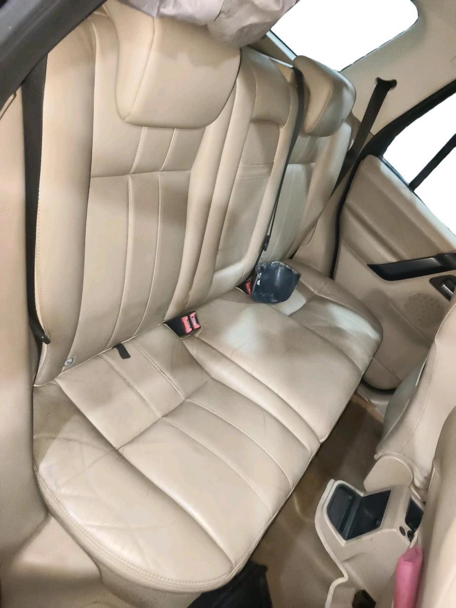 2011 Landrover Freelander 2 TD4 SE, Diesel, Automatic, 83,472 km, interior