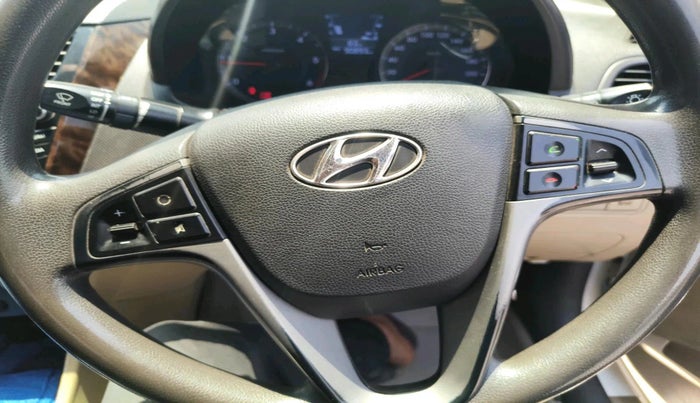 2016 Hyundai Verna 1.6 CRDI SX, Diesel, Manual, 90,893 km, interior