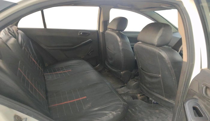 2016 Tata Bolt XE QUADRAJET, Diesel, Manual, 2,33,372 km, interior