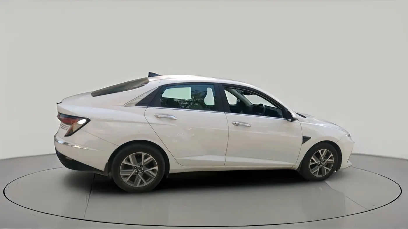 2023 Hyundai Verna SX (O)1.5 VTVT, Petrol, Manual, 30,783 km, exterior