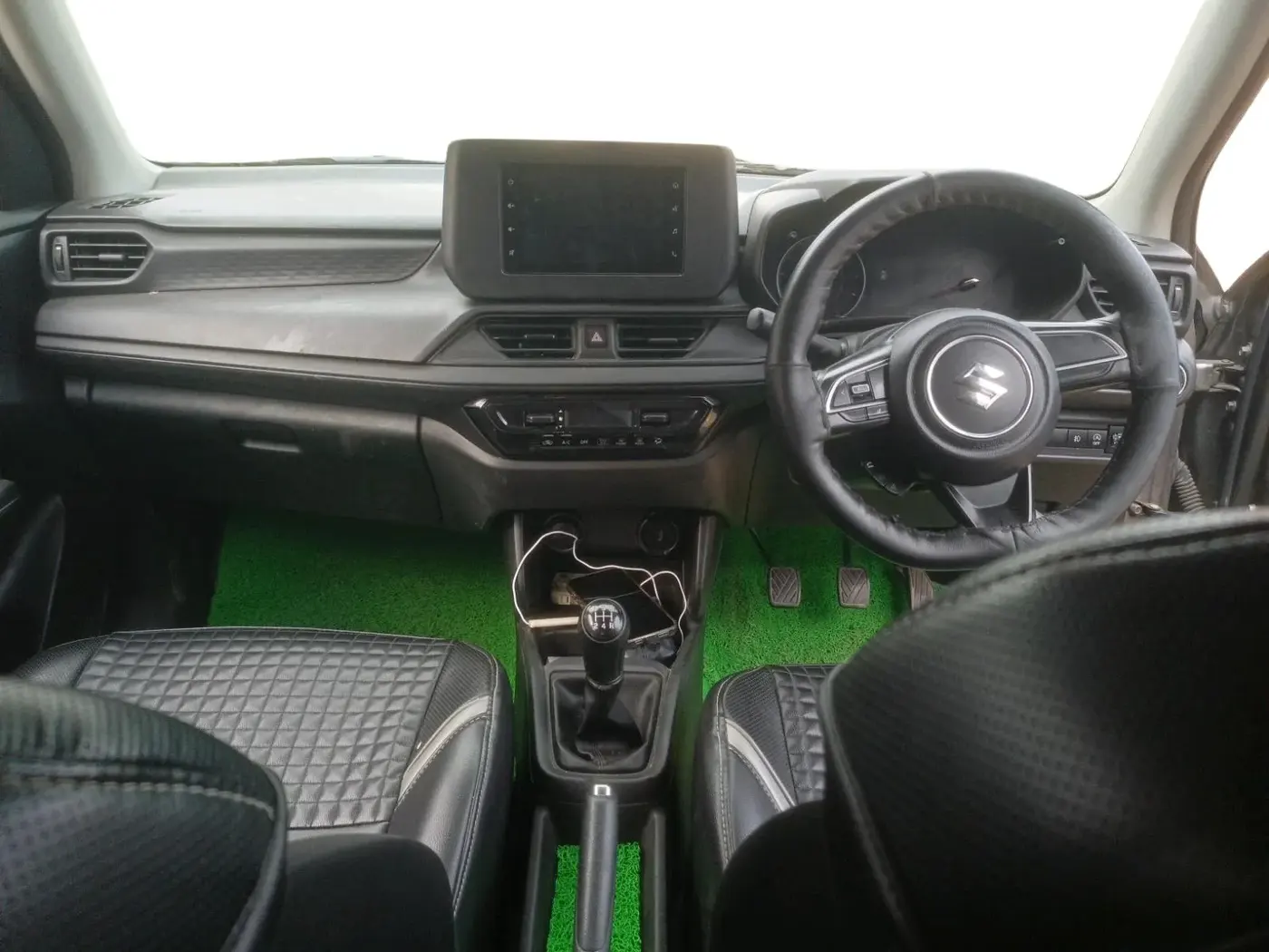 2024 Maruti Swift VXi (O), Petrol, Manual, 84,000 km, interior