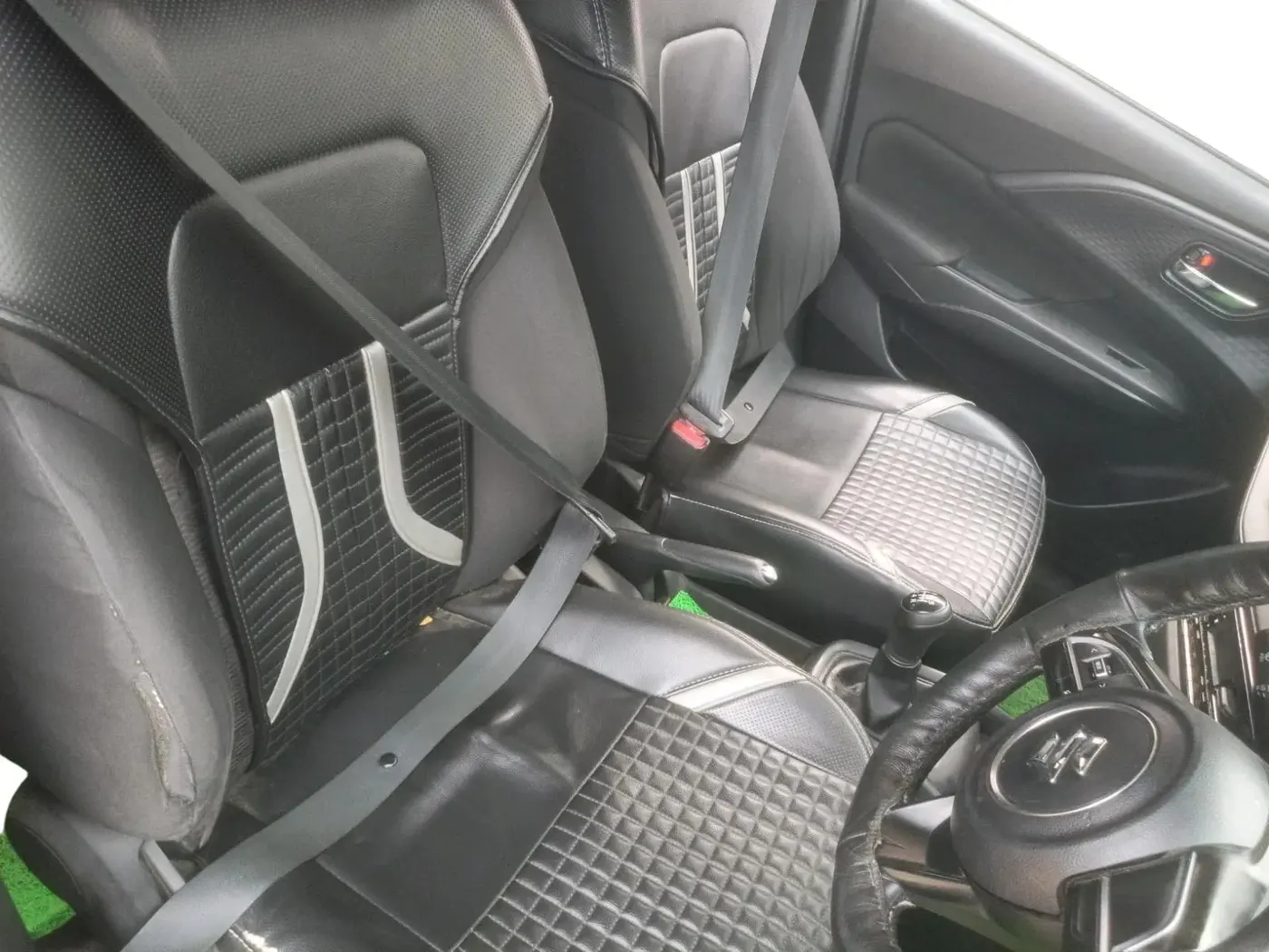 2024 Maruti Swift VXi (O), Petrol, Manual, 84,000 km, interior