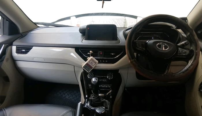 2022 Tata NEXON XZ PLUS PETROL SUNROOF, Petrol, Manual, 53,627 km, interior