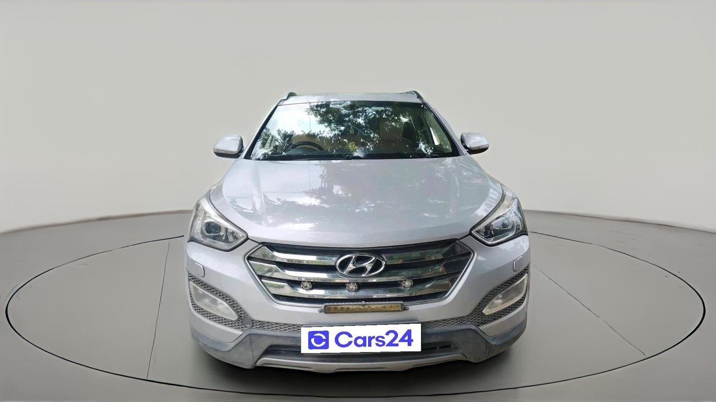 2015 Hyundai Santa Fe 2 WD AT, Diesel, Automatic, 2,28,391 km, exterior