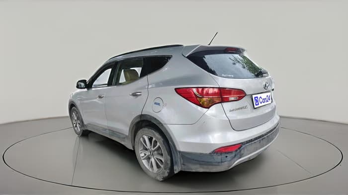 2015 Hyundai Santa Fe 2 WD AT, Diesel, Automatic, 2,28,391 km, exterior