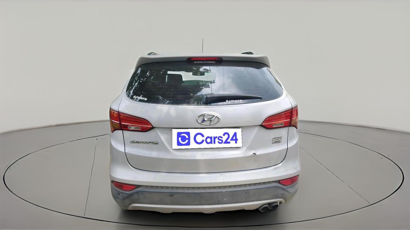 2015 Hyundai Santa Fe 2 WD AT, Diesel, Automatic, 2,28,391 km, exterior
