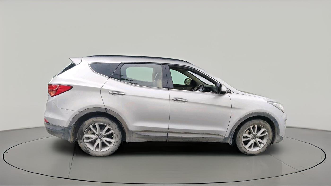 2015 Hyundai Santa Fe 2 WD AT, Diesel, Automatic, 2,28,391 km, exterior