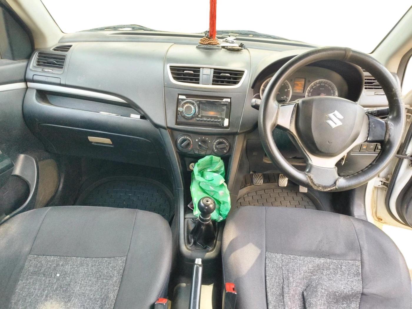 2013 Maruti Swift VDI, Diesel, Manual, 1,49,992 km, interior