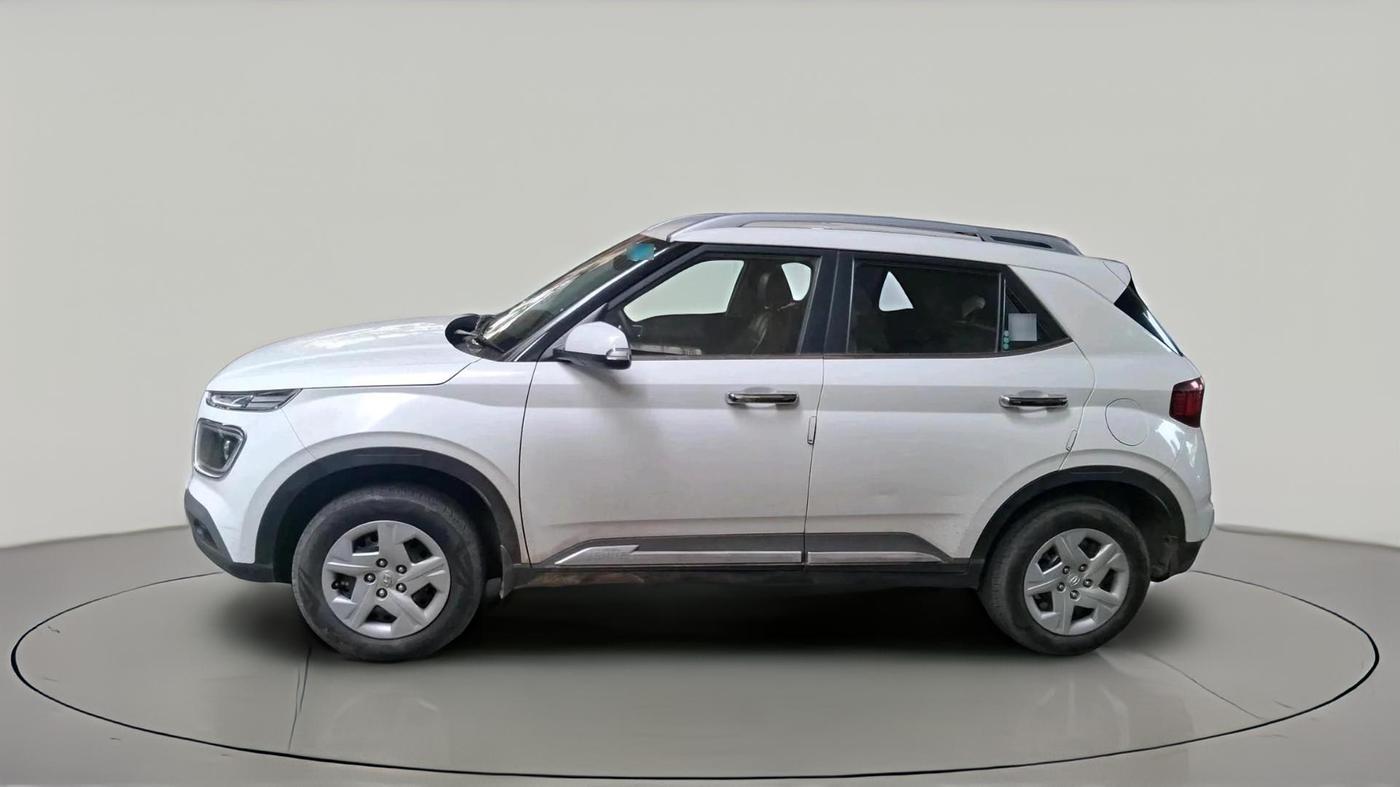 2021 Hyundai VENUE S+ 1.2, Petrol, Manual, 21,964 km, exterior