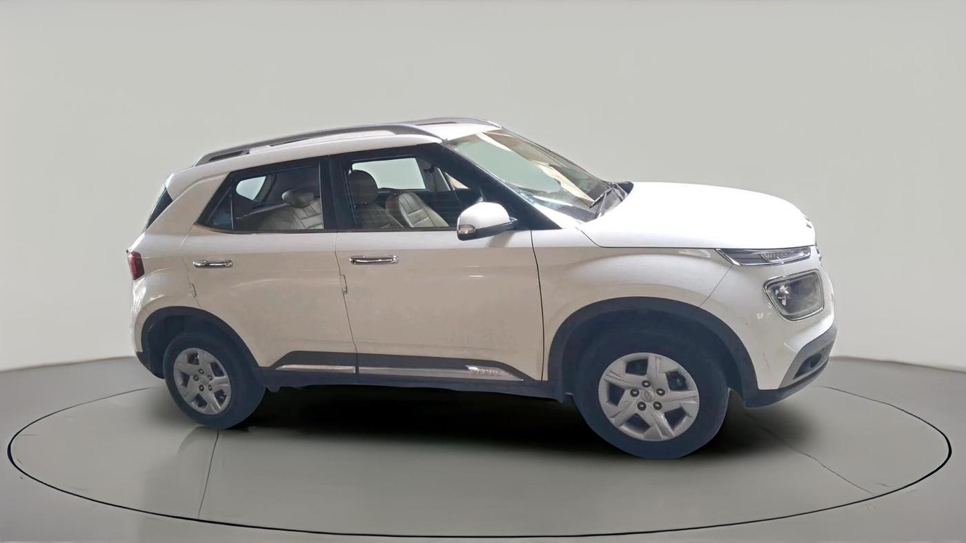 2021 Hyundai VENUE S+ 1.2, Petrol, Manual, 21,964 km, exterior