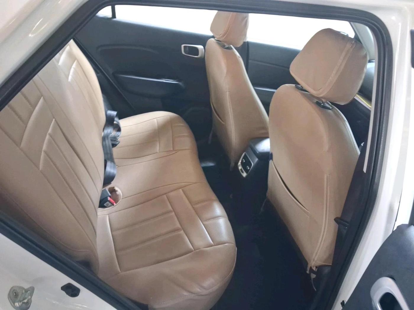 2021 Hyundai VENUE S+ 1.2, Petrol, Manual, 21,964 km, interior