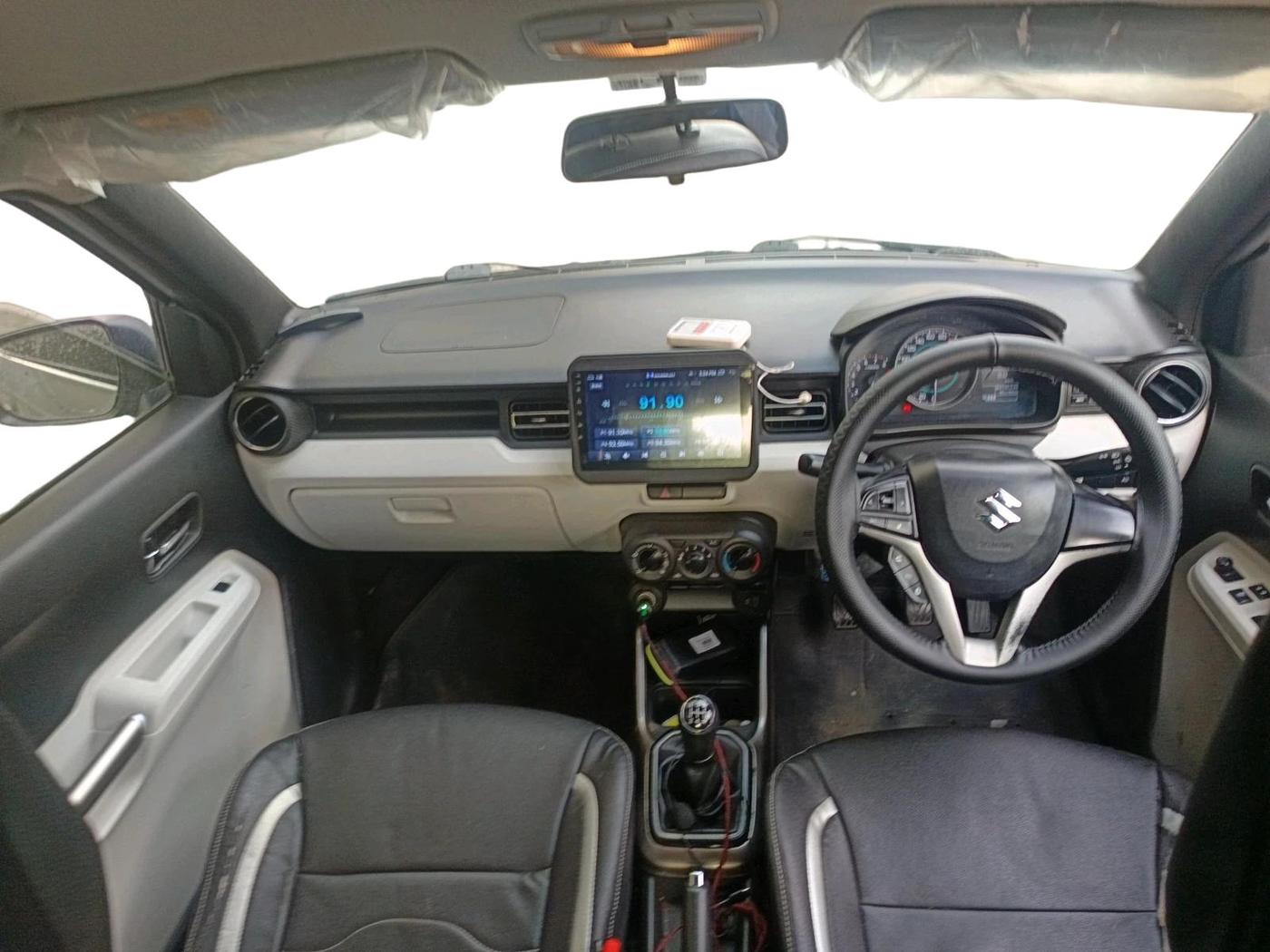 2017 Maruti IGNIS DELTA 1.2, Petrol, Manual, 85,233 km, interior