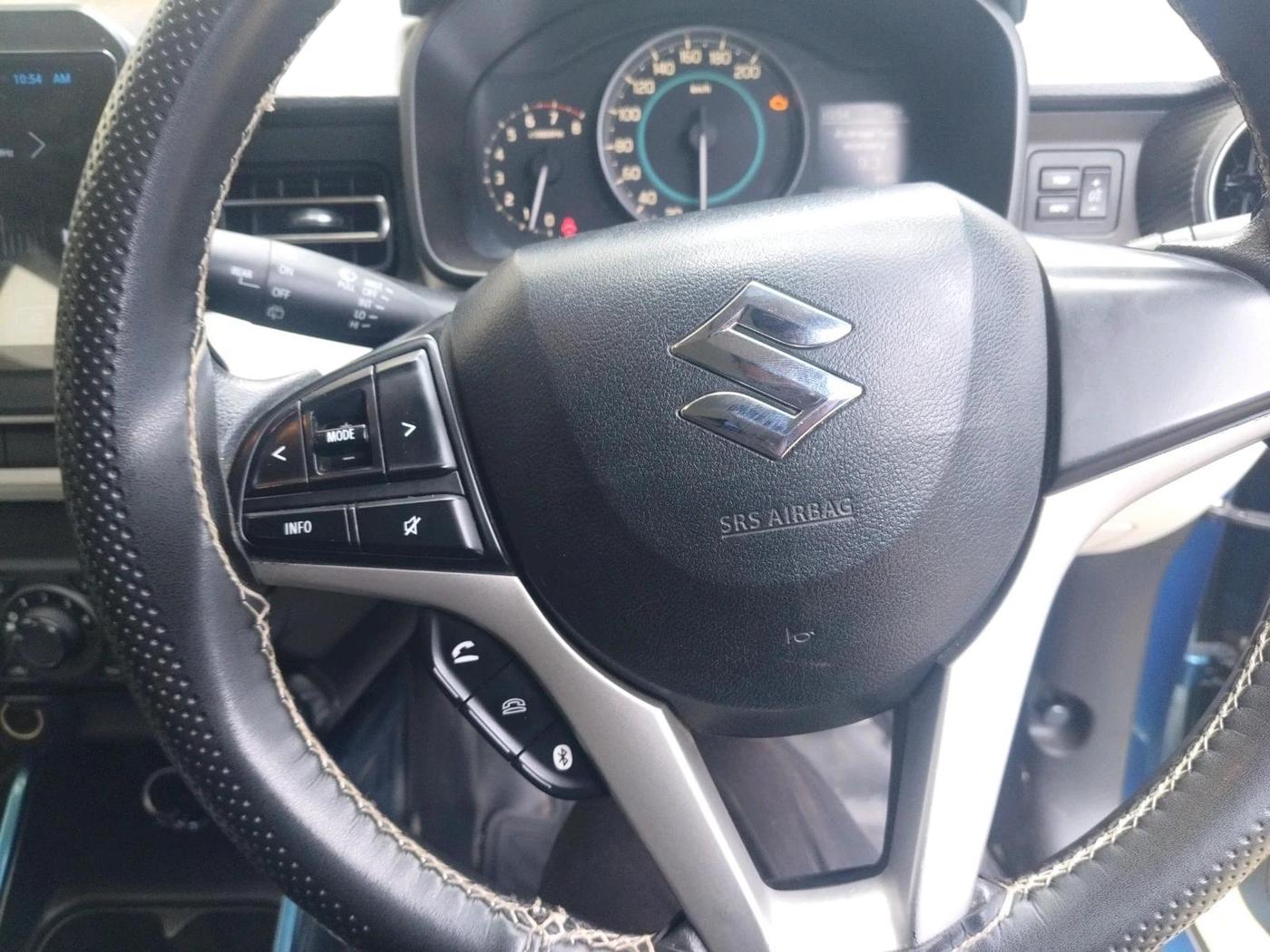 2017 Maruti IGNIS ZETA 1.2 AMT, CNG, Automatic, 1,00,403 km, interior