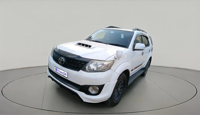 2015 Toyota Fortuner 3.0 4X2 MT, Diesel, Manual, 1,38,533 km, exterior