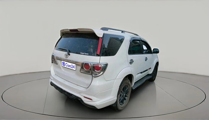 2015 Toyota Fortuner 3.0 4X2 MT, Diesel, Manual, 1,38,533 km, exterior