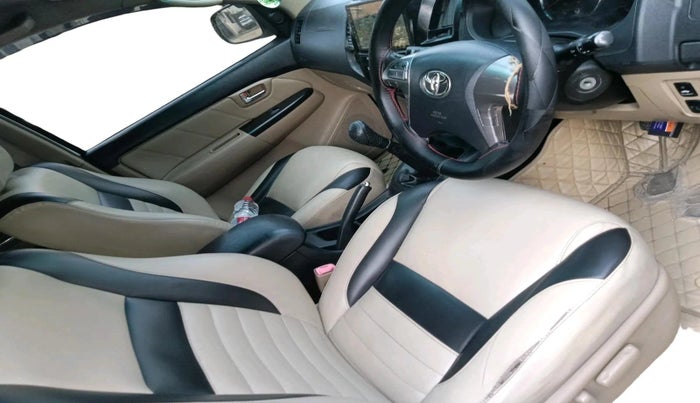 2015 Toyota Fortuner 3.0 4X2 MT, Diesel, Manual, 1,38,533 km, interior