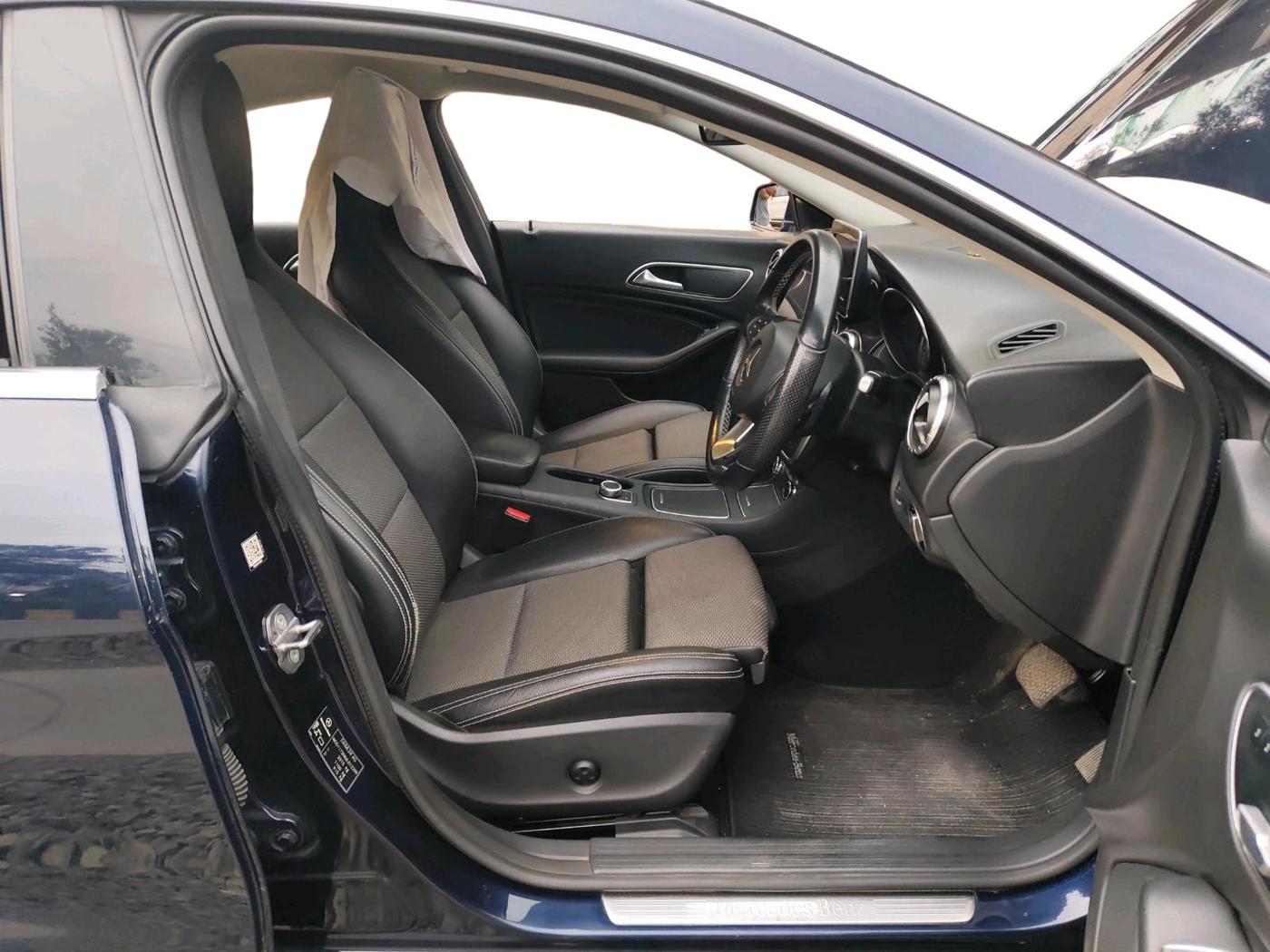 2019 Mercedes Benz GLA Class 200 d Style, Diesel, Automatic, 53,793 km, interior