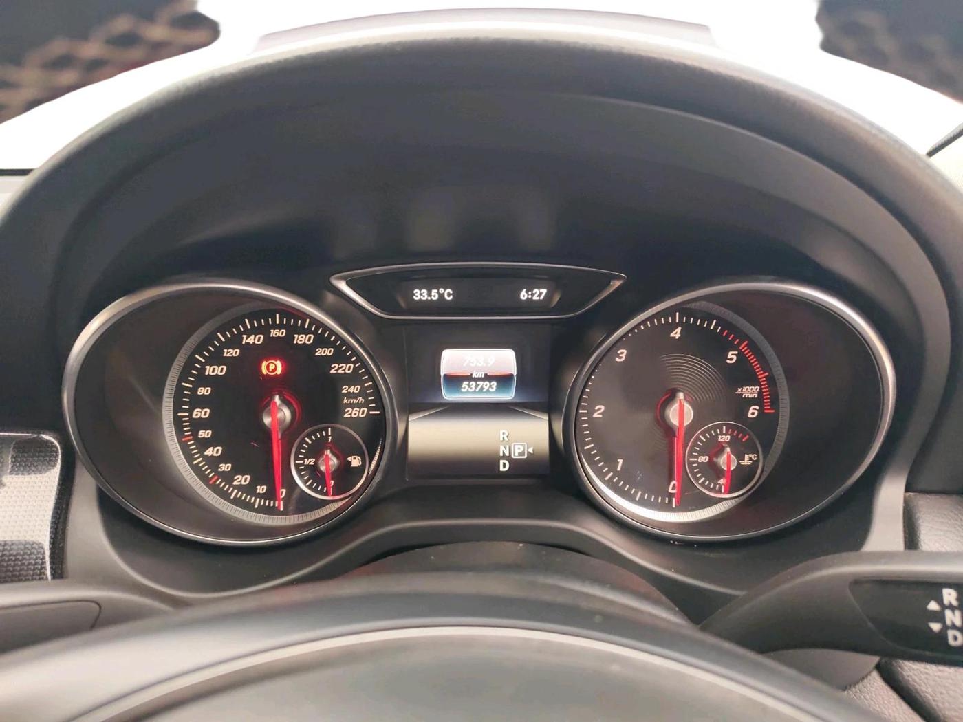 2019 Mercedes Benz GLA Class 200 d Style, Diesel, Automatic, 53,793 km, interior
