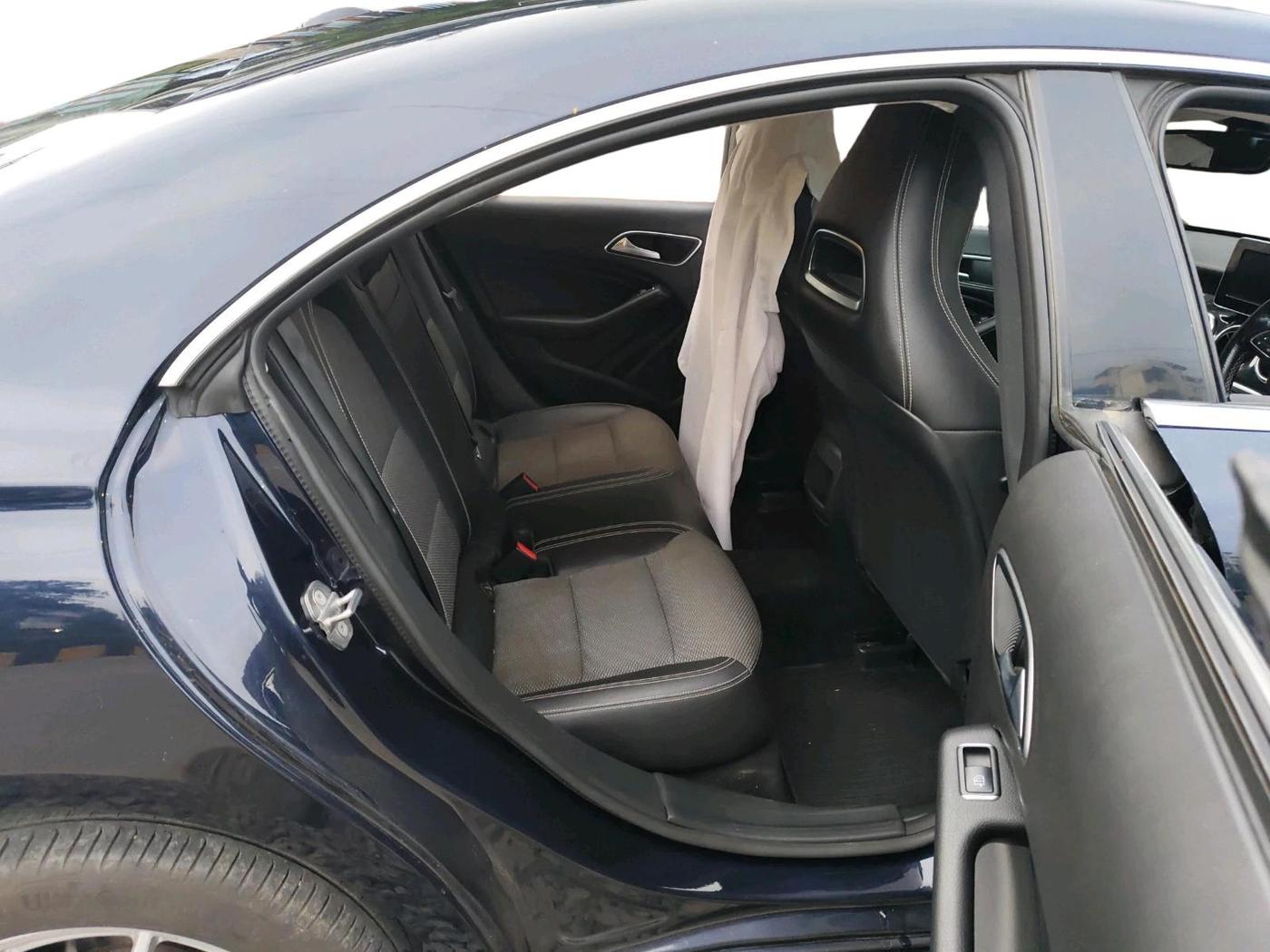 2019 Mercedes Benz GLA Class 200 d Style, Diesel, Automatic, 53,793 km, interior