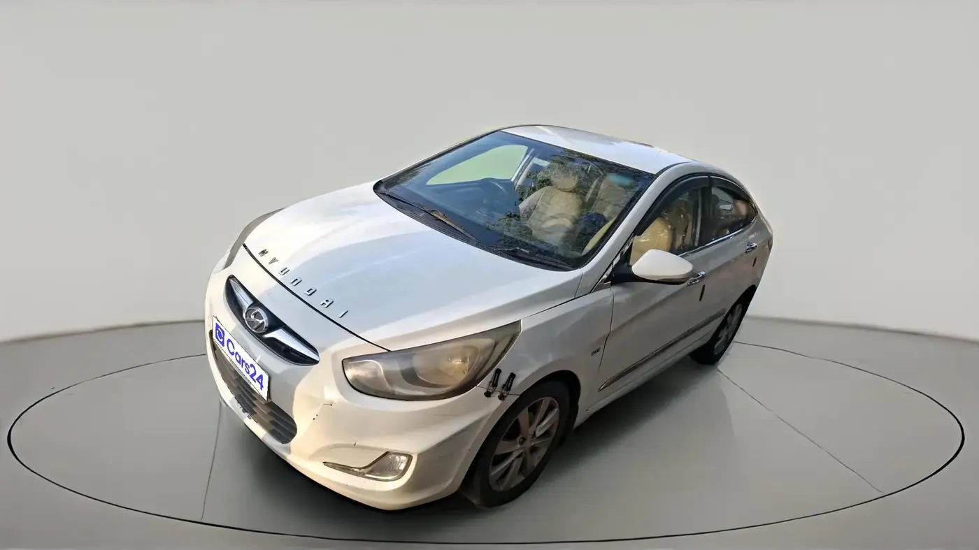 2012 Hyundai Verna FLUIDIC 1.6 VTVT SX, Petrol, Manual, 1,02,161 km, exterior