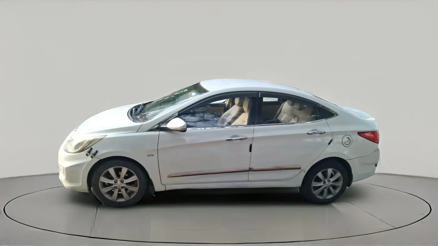 2012 Hyundai Verna FLUIDIC 1.6 VTVT SX, Petrol, Manual, 1,02,161 km, exterior