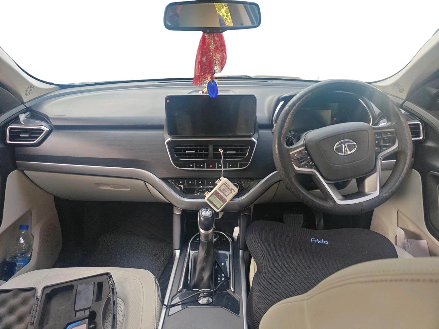 2023 Tata Safari XZA PLUS O 6STR, Diesel, Automatic, 66,611 km, interior