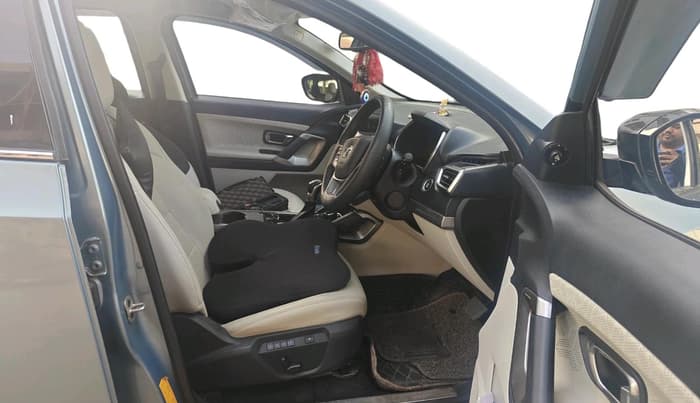 2023 Tata Safari XZA PLUS O 6STR, Diesel, Automatic, 66,611 km, interior