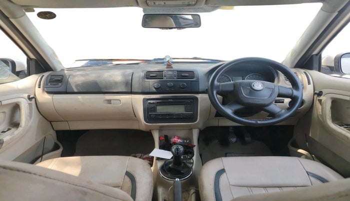 2011 Skoda Fabia ELEGANCE 1.2 TDI, Diesel, Manual, 1,85,114 km, interior