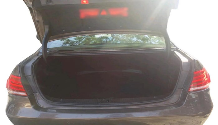 2016 Mercedes Benz E Class E 250 CDI Avantgarde, Diesel, Automatic, 32,712 km, exterior