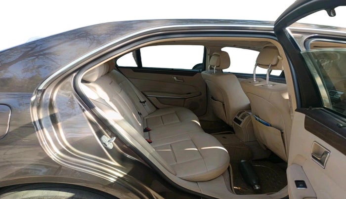 2016 Mercedes Benz E Class E 250 CDI Avantgarde, Diesel, Automatic, 32,712 km, interior